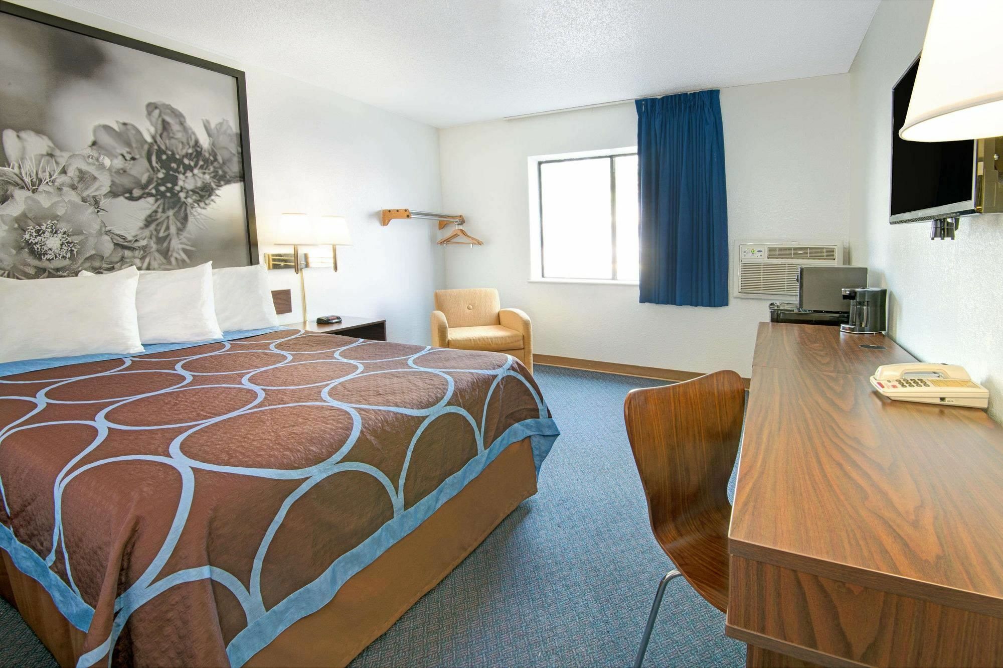Super 8 By Wyndham Las Cruces University Area Bagian luar foto